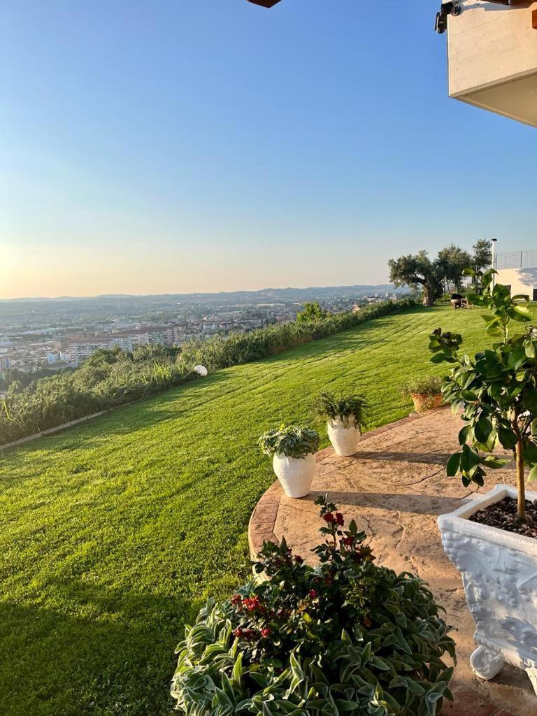 Mirabel Apartment Chieti Exterior photo