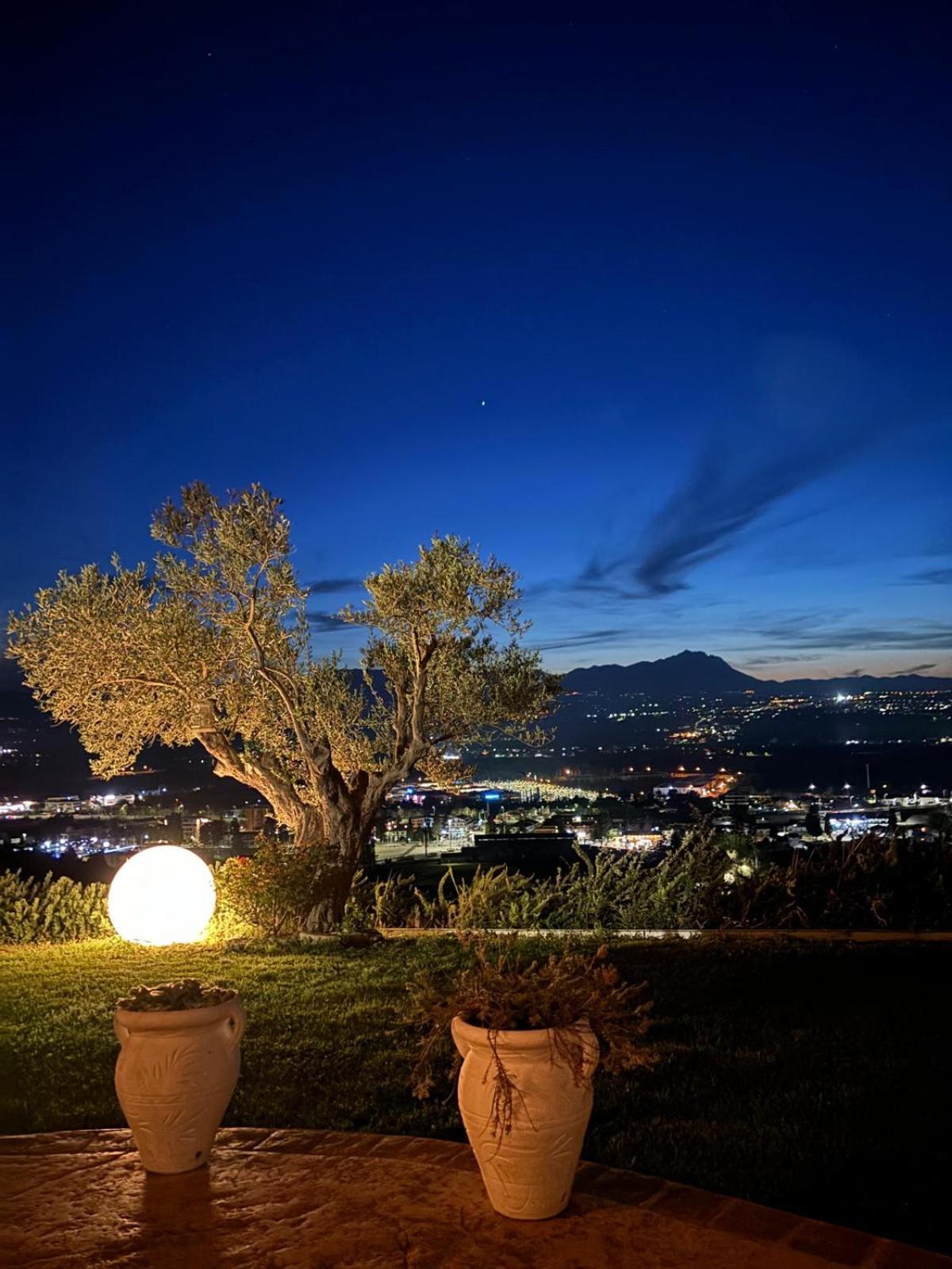 Mirabel Apartment Chieti Exterior photo